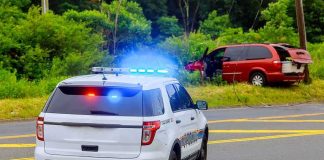 Dem Mayor’s Wife Injured After Fleeing Illegal Alien Police SUV with flashing lights at roadside crash scene