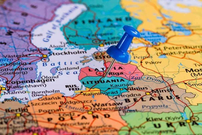 shutterstock_279507194-1 Map of the Baltic region with a blue pushpin marking Lithuania