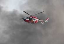 News Chopper Crashes Mid-Report, City STUNNED! Rescue helicopter hovers amid thick smoke